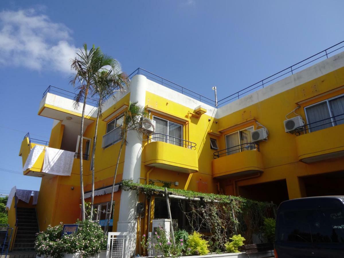 Pension Orange Box Miyakojima  Exterior photo
