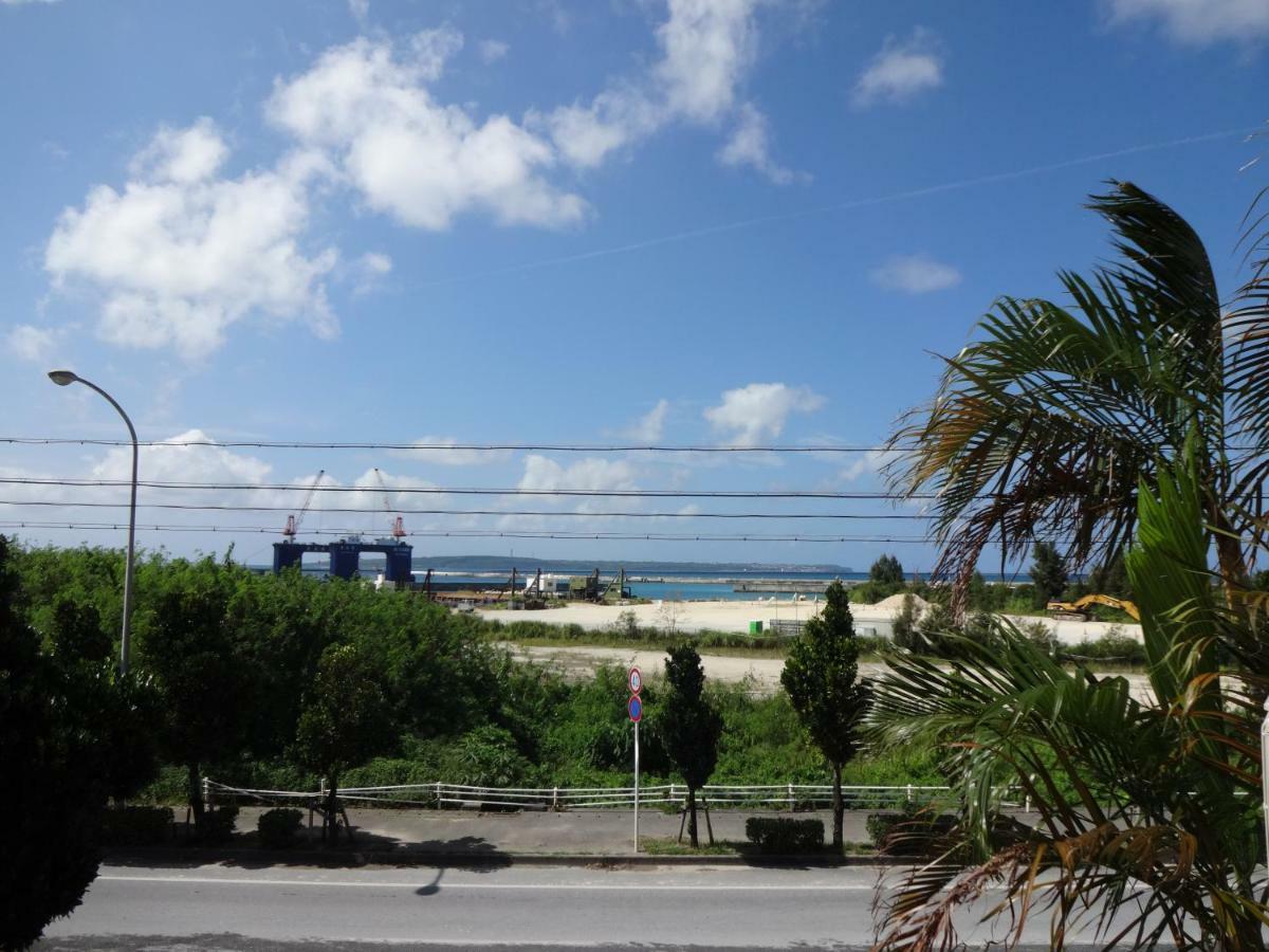 Pension Orange Box Miyakojima  Exterior photo